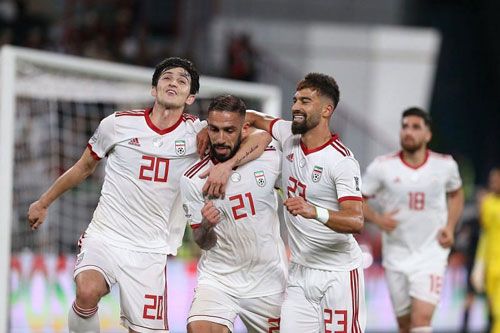 فرم پیش بینی بازی ایران و امارات «انتخابی جام جهانی - آسیا، 12 بهمن»