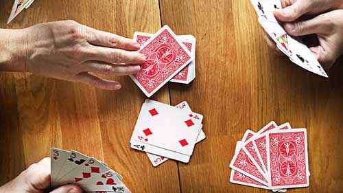 10 رفتار قمار که به هر قیمتی باید از آنها اجتناب کنید